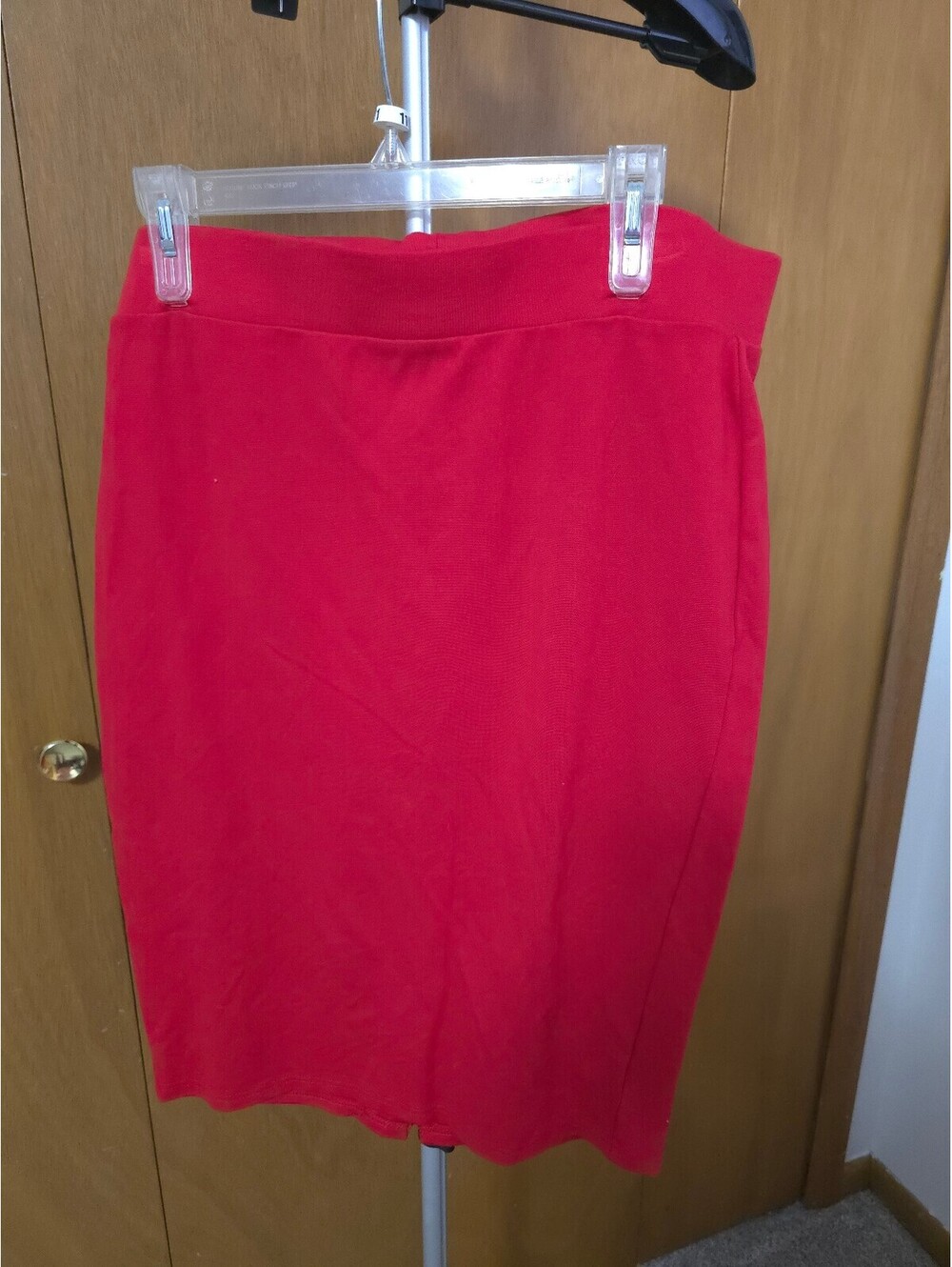 Torrid Red Pencil Skirt Plus Size 2
